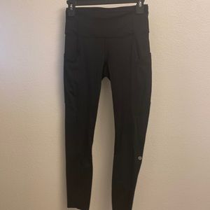 Lululemon leggings with pockets